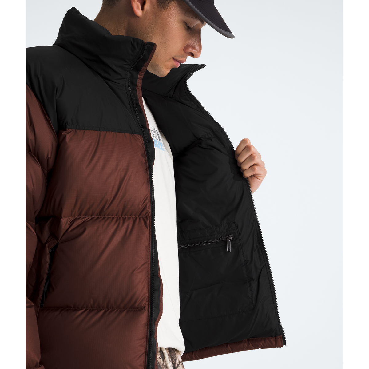 The North Face Men's 1996 Retro Nuptse Jacket in Ember Soil/TNF Black