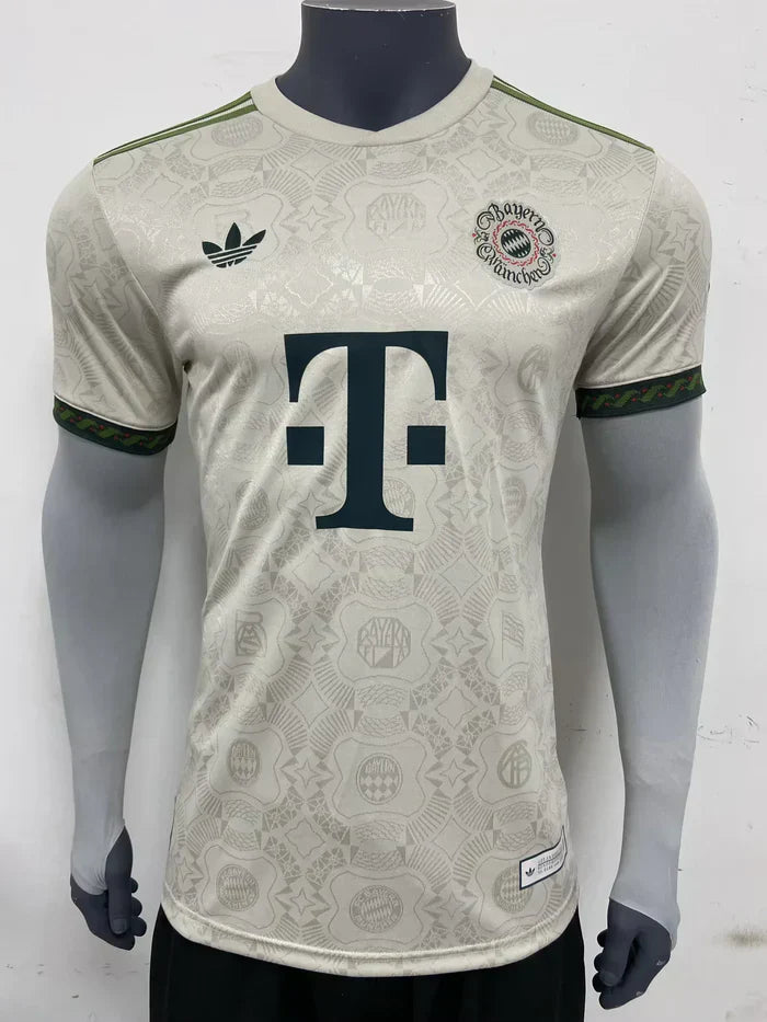 Bayern Munich Oktoberfest Player Jersey 2025/26